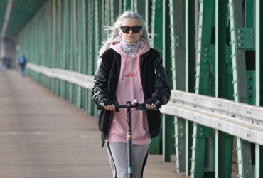 Top Picks for the Best Lightweight Electric Scooter: A Comprehensive Buying Guide