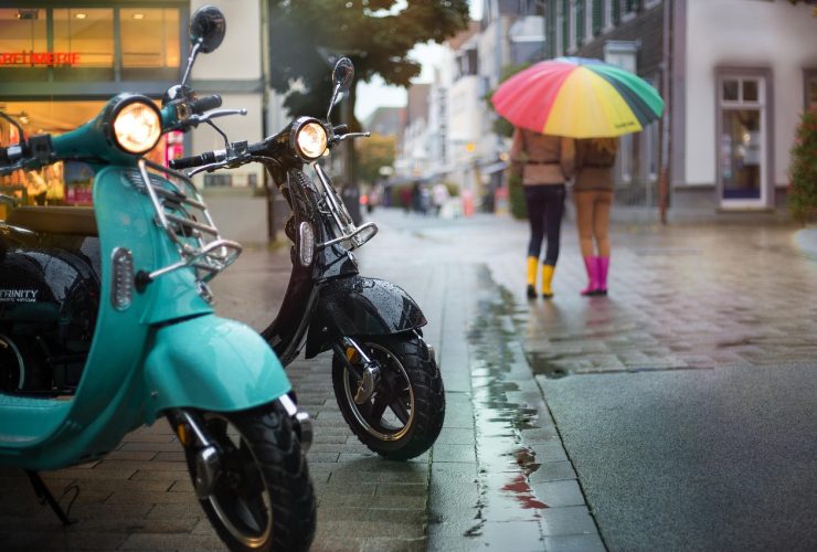 Segway Ninebot Max G3 vs. NIU KQi3 300X: Unveiling the Best Electric Scooter for Your Urban Commute